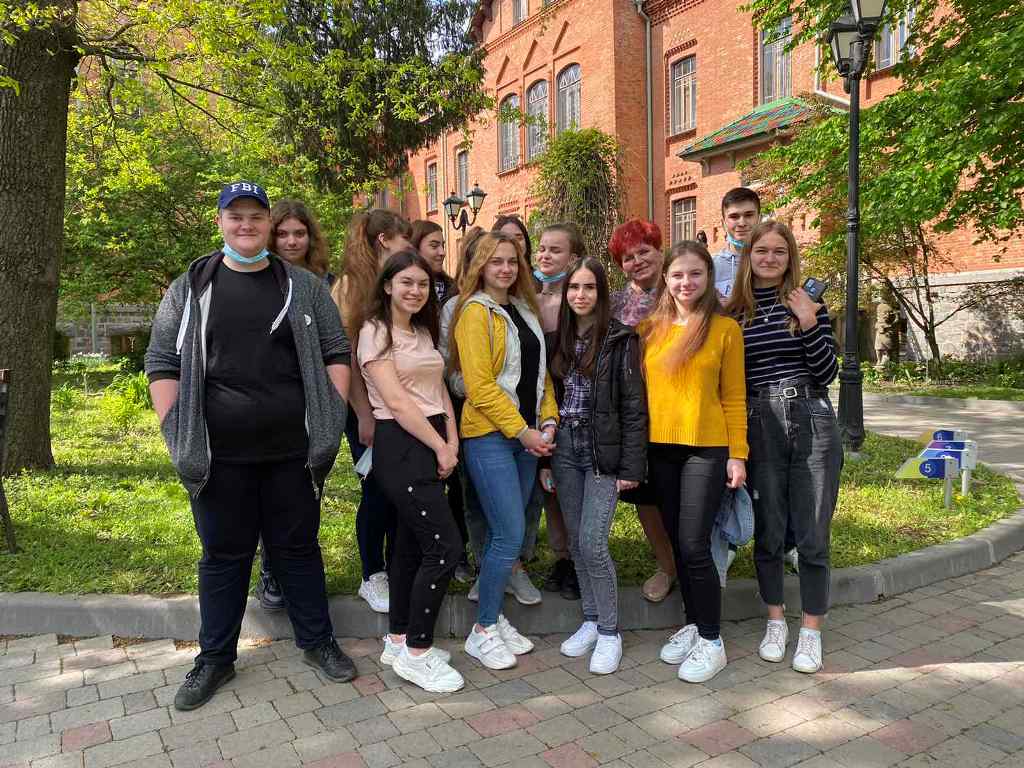 Подорож до витоків національно-культурної спадщини та історичних цінностей рідного краю