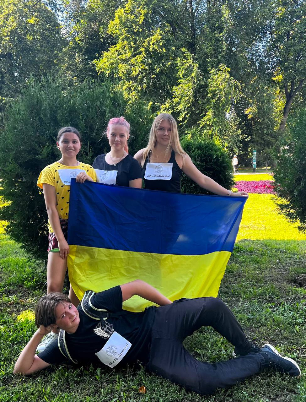 Всеукраїнський спортивний флешмоб  «Біжу за Азовсталь»