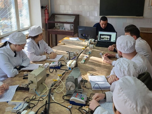 Відкрите заняття з навчальної дисципліни «Техніка виготовлення незнімних протезів»