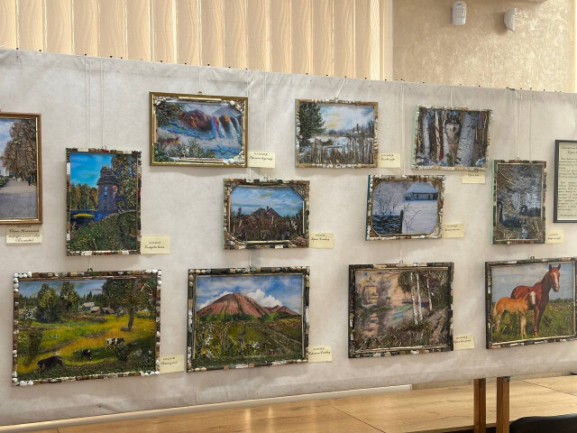 Виставка творчих робіт Сергія Захарченка в бібліотеці ПДМУ