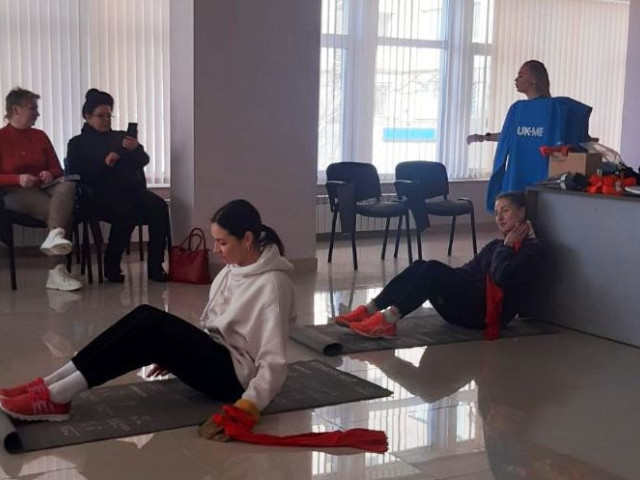 Тренінг "Перша домедична допомога при травмах" від міжнapoдної неурядової британської opгaнізaції UK-MED