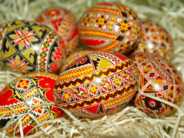 Свята Паска йде до хати, будемо Великдень святкувати!