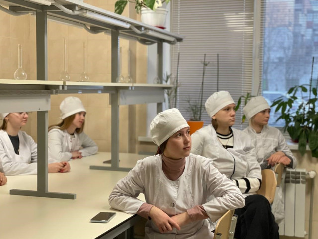 Відкрите засідання студентського наукового гуртка «Фармакон»