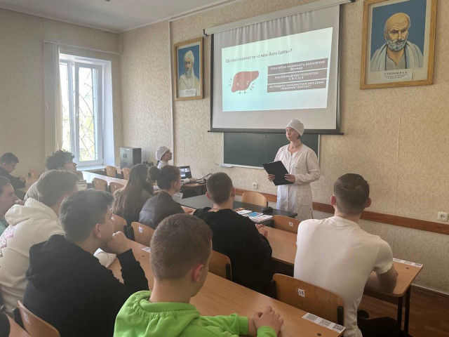 Зустріч учнів 9 класів Полтавської ЗОШ І-ІІІ ступенів №4 Полтавської міської ради та здобувачів освіти коледжу