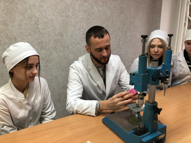 Практичне заняття з освітнього компонента «Техніка виготовлення бюгельних протезів»