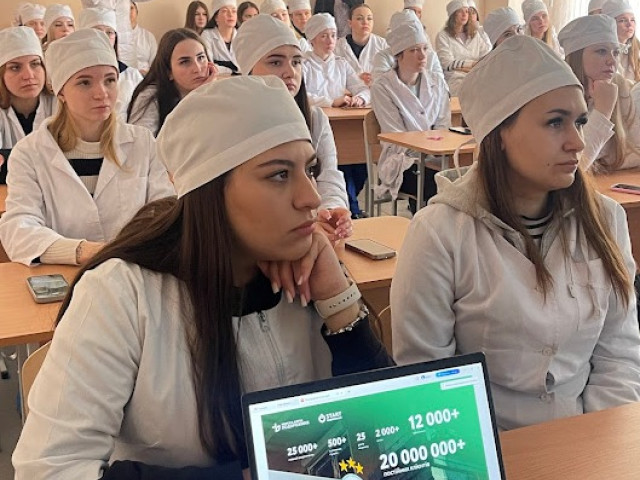 Зустріч із представниками мережі аптек «ПОДОРОЖНИК»