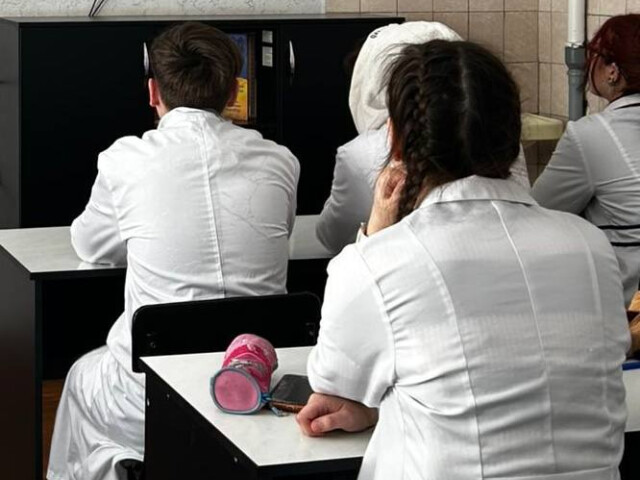 Виховні години, присвячені мужності та самопожертві тих, хто став на захист України