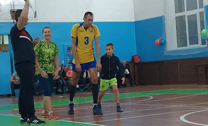 "Мама, тато, я - спортивна сім'я"