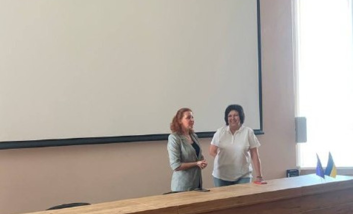 Зустріч здобувачів освіти ОПП Стоматологія ортопедична з керівником зуботехнічної лабораторії «МІКС-Лаб» Мариною Володимирівною Семенякою