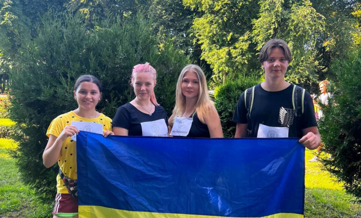 Всеукраїнський спортивний флешмоб  «Біжу за Азовсталь»