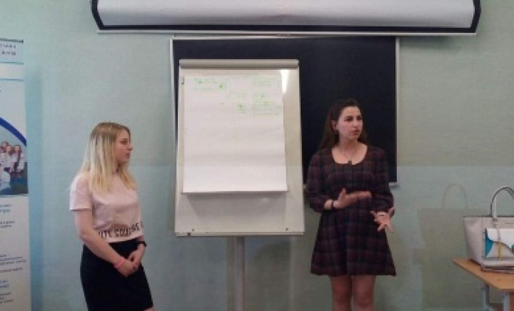 Дискусійна панель "Що ви знаєте про ВІЛ?"