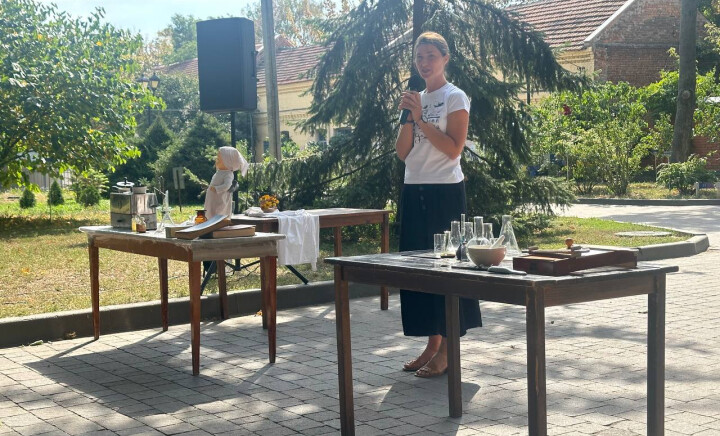 До Дня фармацевтичного працівника України здобувачі освіти ОПП Фармація відвідали Міжрегіональний інформаційно-навчальний проєкт "Музейна лабораторія"