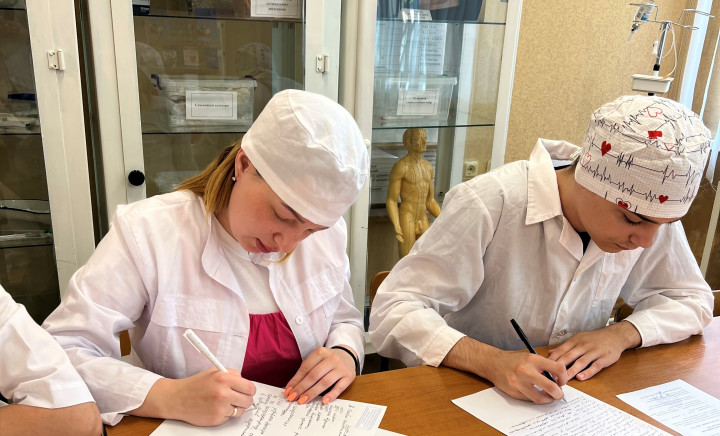 ІІ етап ЄДКІ для випускників освітньо-професійної програми Сестринська справа