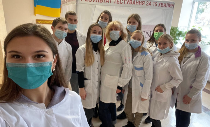 Міжнародний день боротьби зі СНІДом