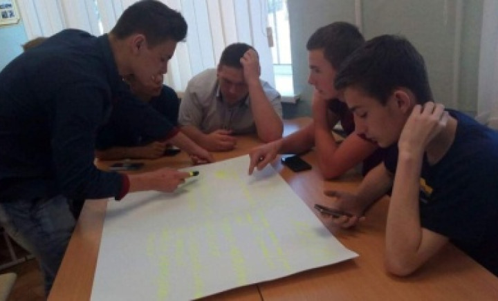 Дискусійна панель "Що ви знаєте про ВІЛ?"