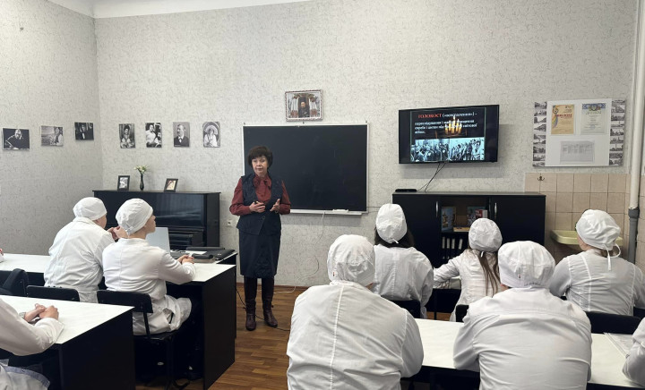 Виховний захід «Скорботна свіча пам’яті»