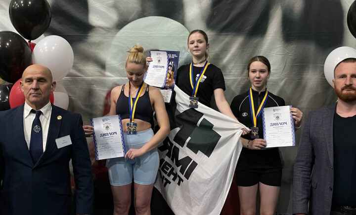Вітаємо з перемогою на Чемпіонаті України з гирьового спорту