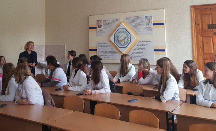 Серія психологічних тренінгів із практичним психологом для студентів перших курсів